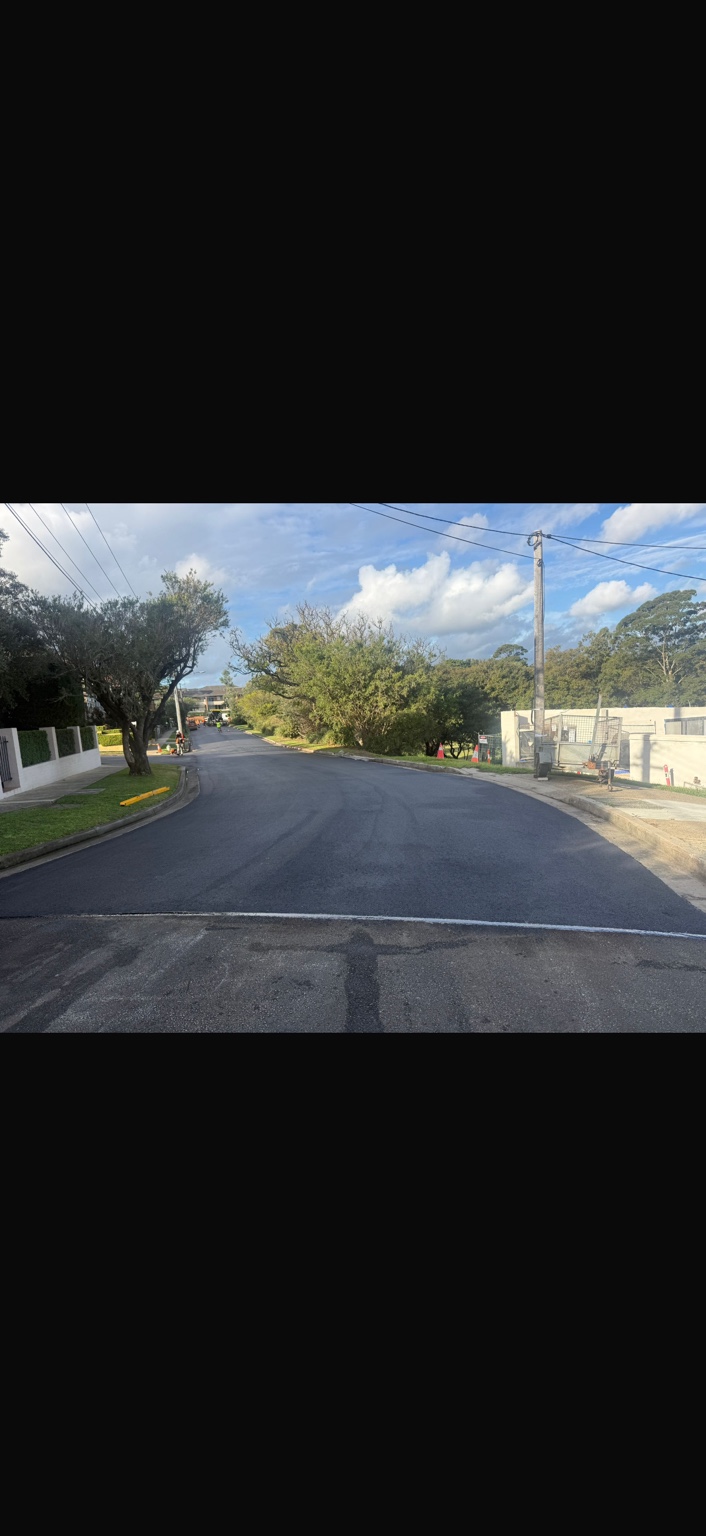 Completed residential road asphalt works